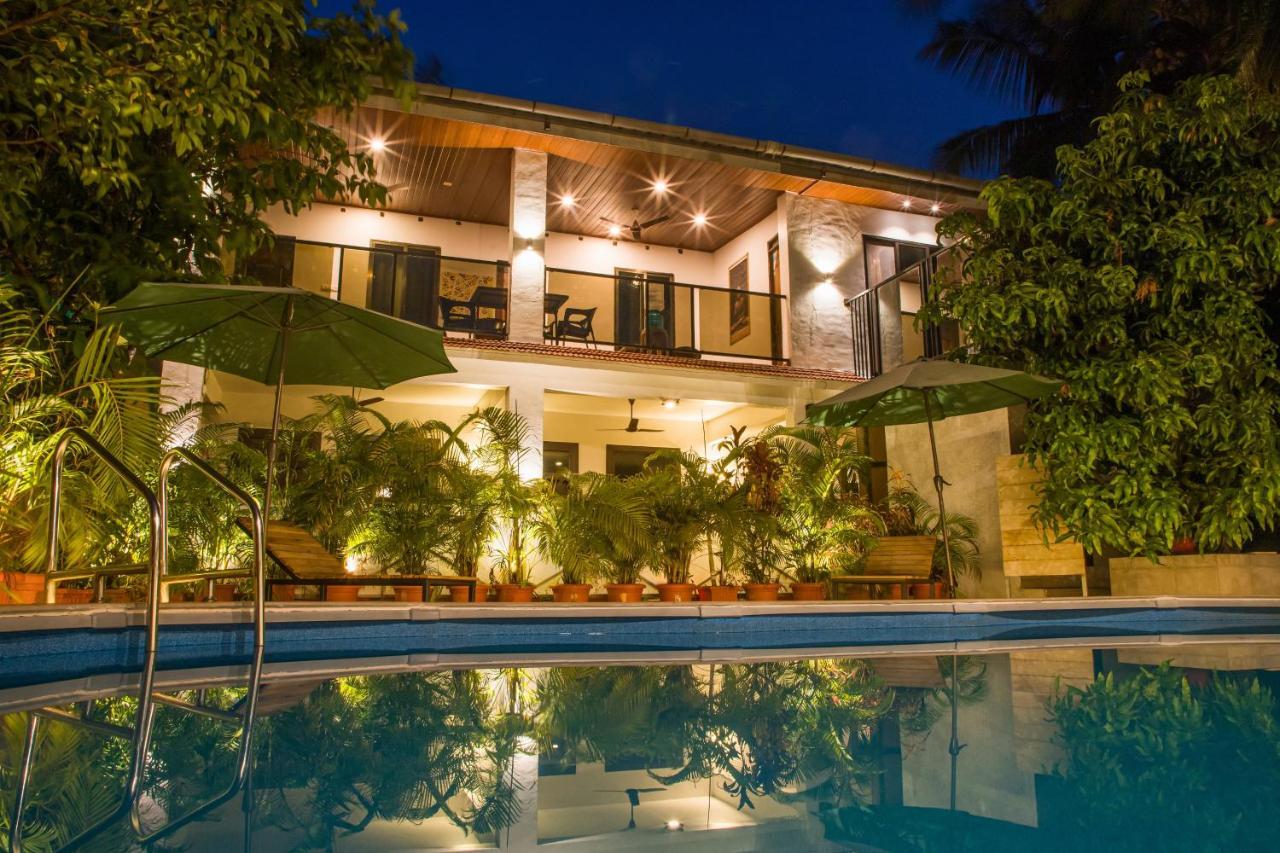 Sanidhya Beach Resort Alībāg Buitenkant foto