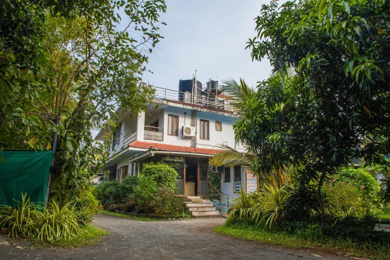 Sanidhya Beach Resort Alībāg Buitenkant foto