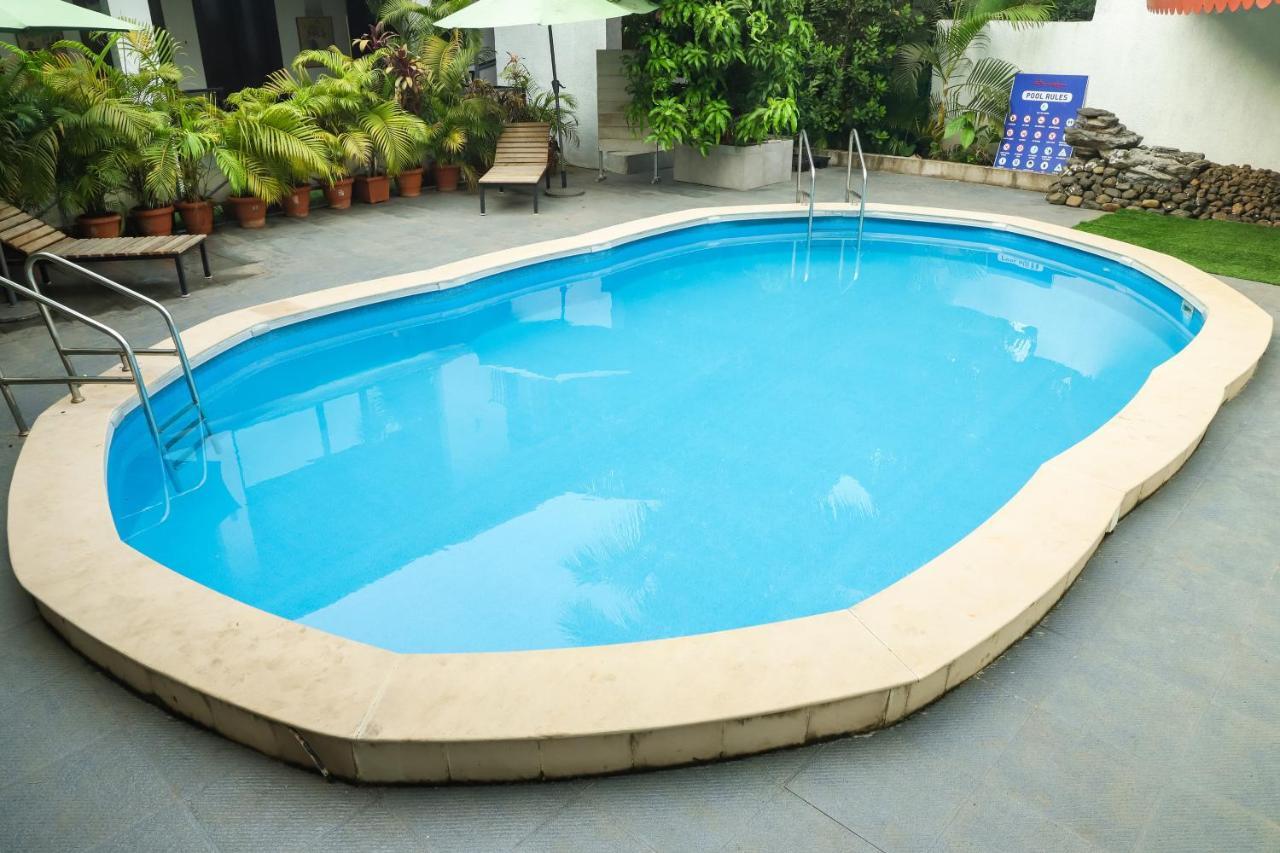 Sanidhya Beach Resort Alībāg Buitenkant foto